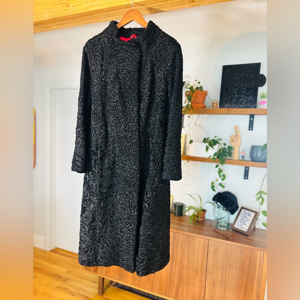 VTG 1960 Black Astrakhan Lamb Fur Coat | Made in Quebec by Fernand Émond - Picture 7 of 15